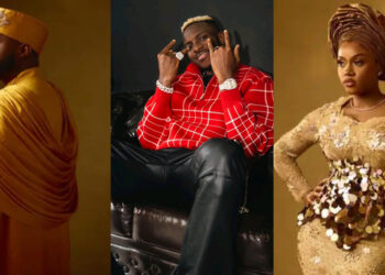 “Victor Osimhen Dances with Joy After Receiving Davido and Chioma’s Wedding Invitation”