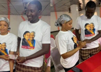 A couple goes viral after holding a simple wedding which is from unusual 