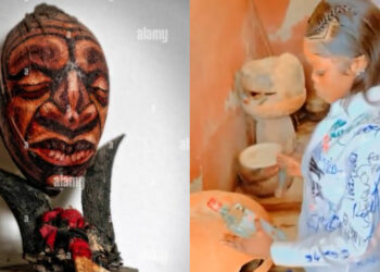 Shocking Emotional Tribute: Graduate Thanks Ancestral Shrine with Gin and Praying Stick