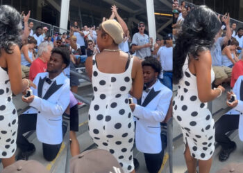 “Some people say na her ex,” a lady was celebrating is proposal, some body from nowhere came and snatch her wig away video Trends 