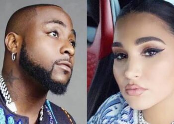 Enisa refollows Davido back after she loses more than 50K followers on Twitter for unfollowing him