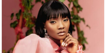 “Simi’s Candid Advice to a Fan in Love with a Single Father: ‘Don’t Do It Just for Love!'”