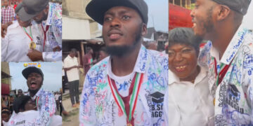 Heartwarming moment crowd went emotional as Nigerian mother celebrate graduation day with his son. 