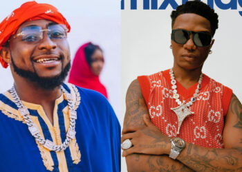 you’re not as fly as me, can’t sing or make music like me,u can’t dress, u don’t make more money than me.” – Wizkid continues to dr@g Davido in their trending beef