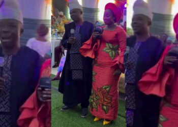 “My daughter has never been touched before, tear rubber she’s a virgin if it’s not so call me a b.a.s.t.a.r.d.” – Father of the bride dares groom to prove him wrong as she gives her daughter out in a wedding 