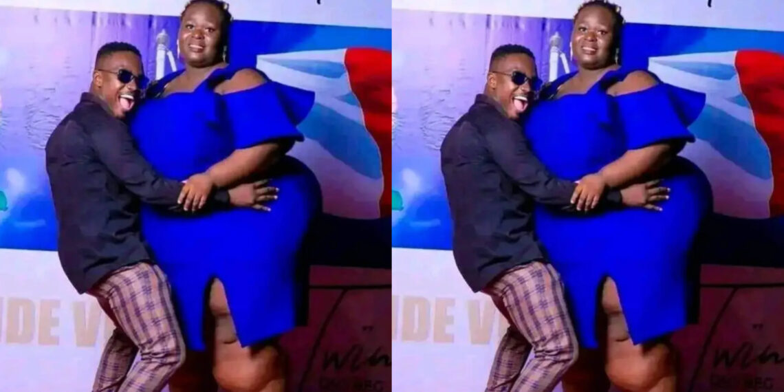 She say yes to my proposal… I’m the luckiest man on earth – Man became the luckiest man on earth after the love of his life finally said yes to his proposal.