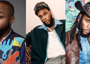 “Davido Will Never Say This, He Is Sensible And Mature”- Burna Boy Explains Why He Won’t Give Away Millions