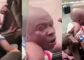 “How he wan take explain this to police”- Moment Man was c@ught by bus passengers during attempted phone sn@tch from a moving vehicle