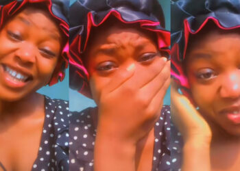 “My parents give birth to me and my sister.Just the two of us and now my mum is gone my dad is gone my sister is gone just me on dis earth” mix feelings trials as a video of a lady without parents trends sharing emotional tears and grief asking those with parents how do they feel right now, having their parents by their side who can always check on them most expecially in this festival season. 