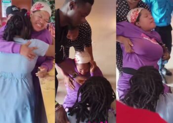 “My world best sha. She can never disappoint”-Overzealous Fan Jumps on Toyin Abraham, Bringing Her to the Ground