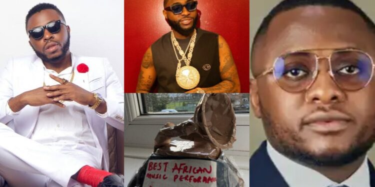 “I’ve spoken to you as a friend in private, stop dragging David into your continuous disrespectful commentary”- Ubi Franklin fires back after Samklef throws shade at Davido after Tems’ Grammy win