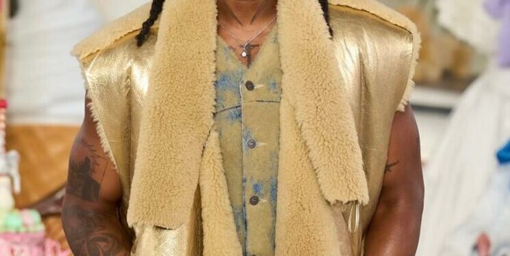 Rema Reveals Why He Prays and Smokes Before Stepping on Stage