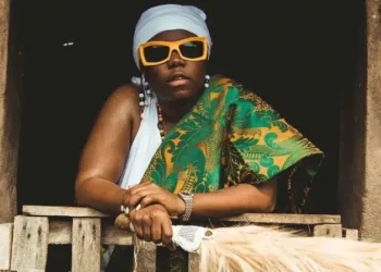 Be Careful – Teni Warns About the Power of a Hungry Woman’s Oath